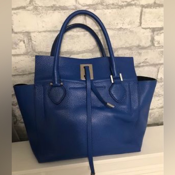 Michale Kors Lifestyle Bag - Picture 1 of 2